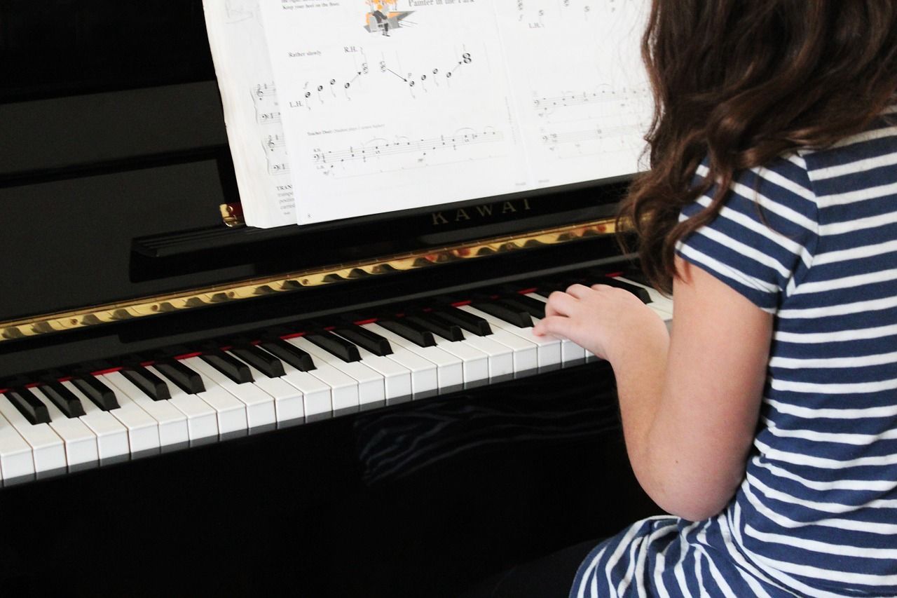 Jak rozwijać muzyczne zainteresowania dziecka?