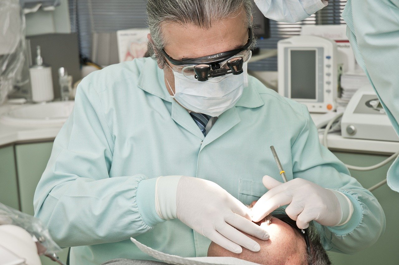 Wskazania do chirurgicznego usunięcia zęba