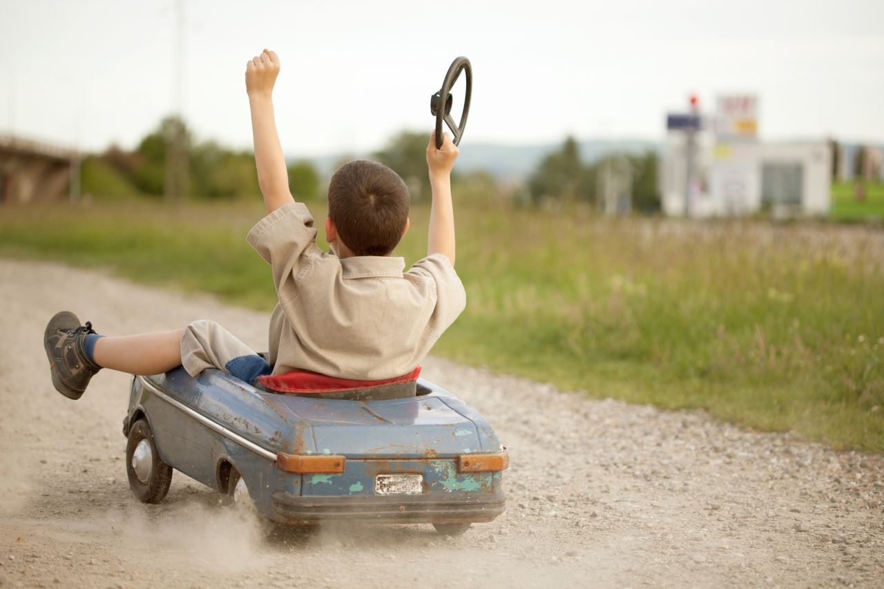 Samochód elektryczny – spraw by Twoje dziecko poczuło się jak prawdziwy kierowca